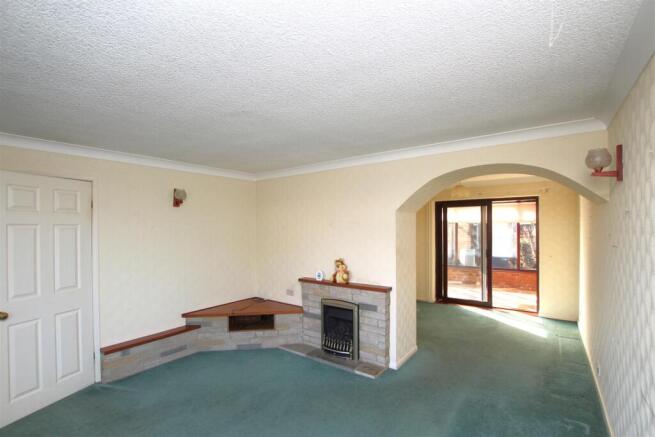 Living Area.JPG