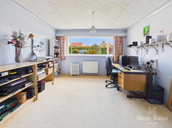 4 bed Detached for sale Image 6