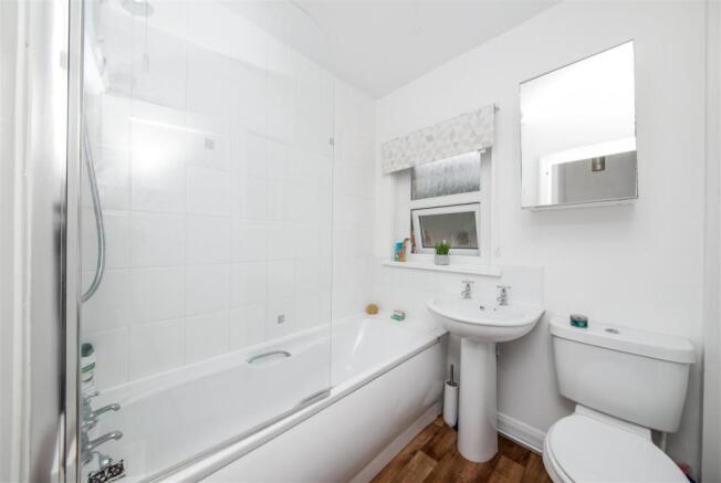 HOUSE BATHROOM