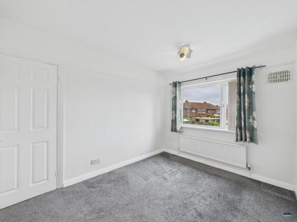 3 bed Semi-Detached for sale Image 10