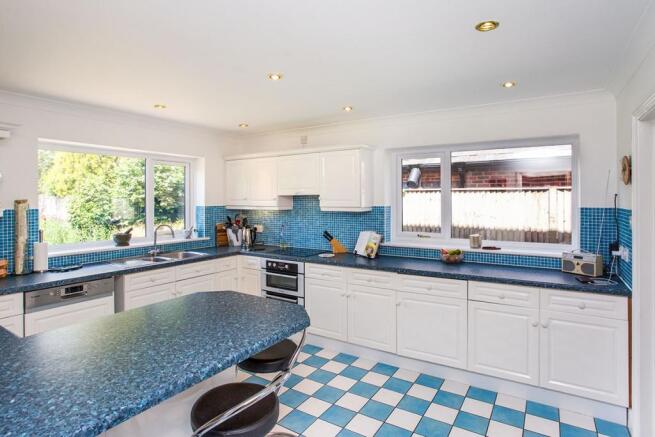 Kitchen/Breakfast Ro