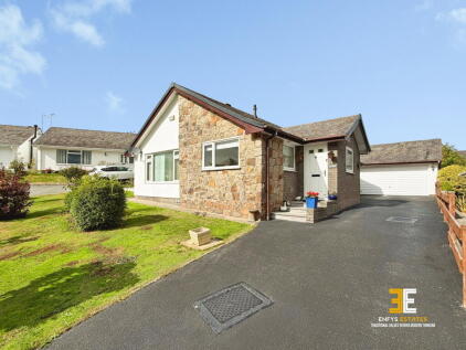 Maes Rhun, Tyn-y-Groes, Conwy, LL32