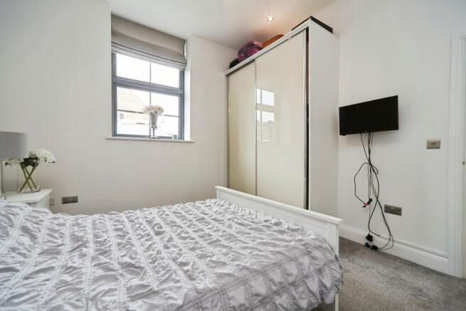 1 bed Apartment for sale Image 7
