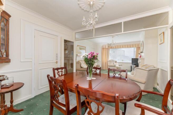 3 bed Semi-Detached for sale Image 9