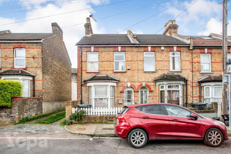 Salisbury Road, Gravesend, DA11