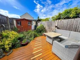 271, Eastcote Avenue, West Molesey KT8 2EZ