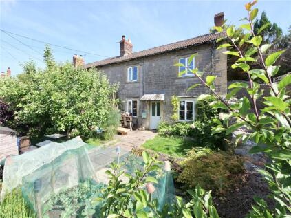 Pretty Two Bed Cottage in Oakhill, Somerset