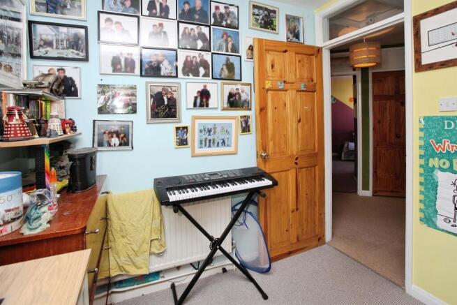 Photo 12