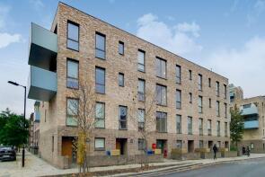 Flat 13, Severin Court, East Street, London SE17 2FS