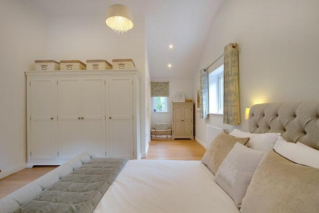 Principal bedroom