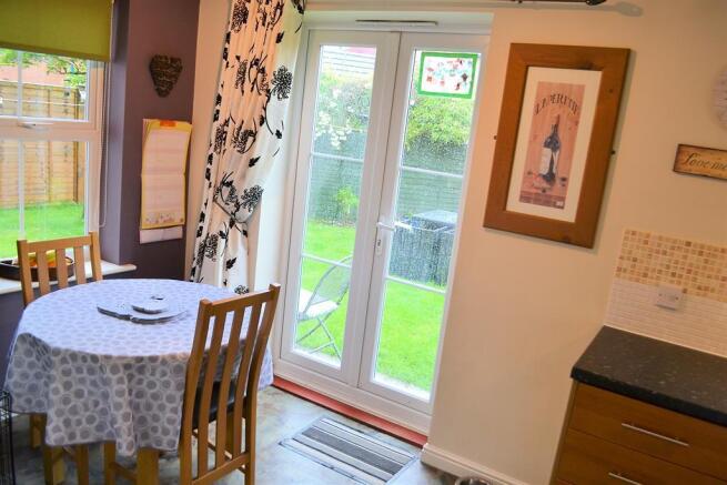 BREAKFAST KITCHEN
