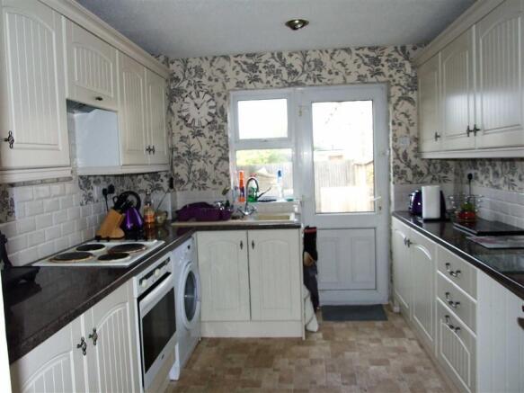 Kitchen / Breakfast Room