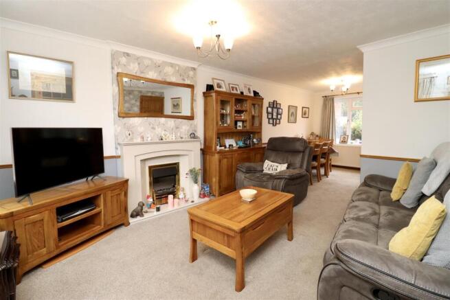 Glenfield Avenue, Market Weighton, York photo 3