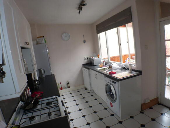 Photo 4