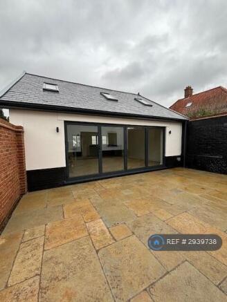 Garden Room To Courtyard
