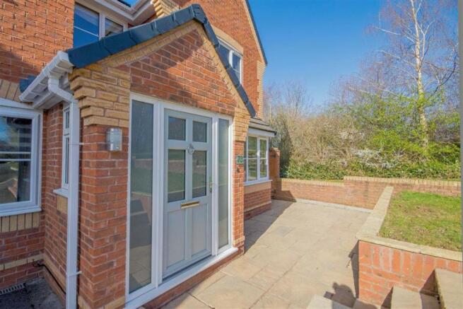 ENTRANCE PORCH