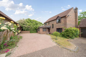 8, Highgrove Park, Maidenhead SL6 7PQ