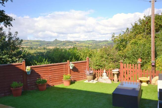 Rear Garden (64).jpg