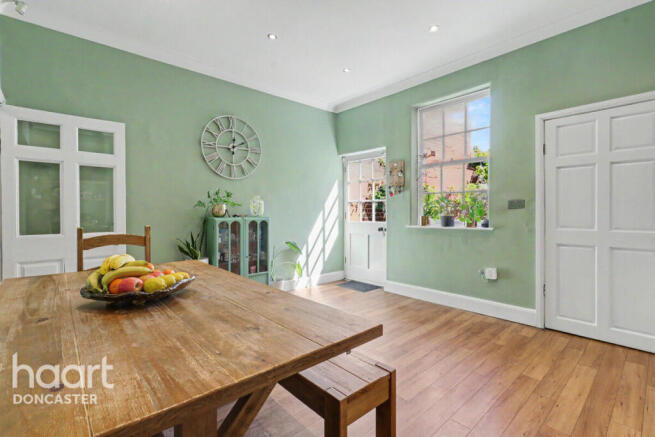 4 bed End of Terrace for sale Image 11