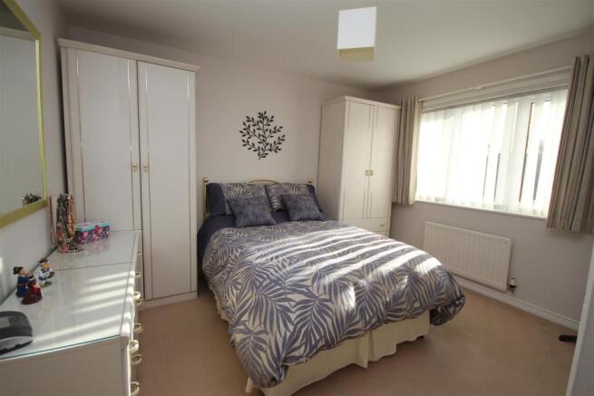 Master Bedroom (Rear)