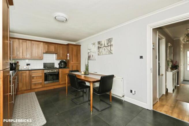 3 bed Terraced for sale Image 7