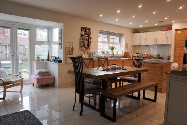 Kitchen / Diner