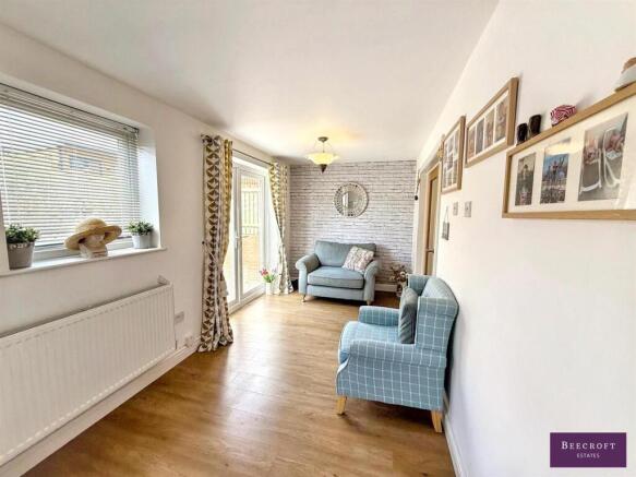 3 bed Detached for sale Image 8