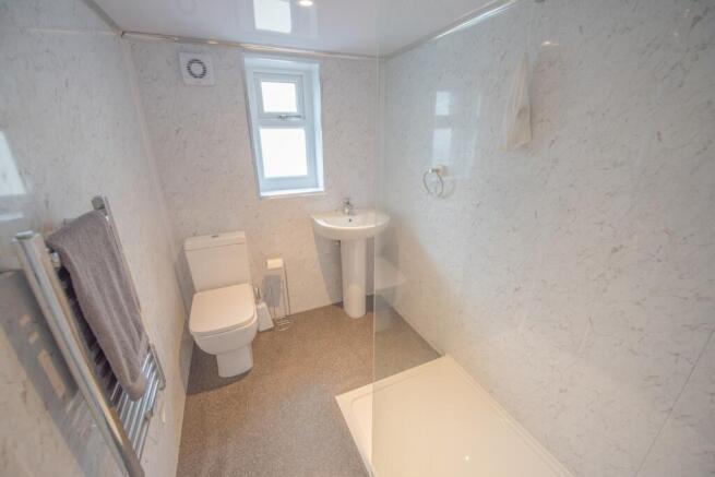 3 bed Semi-Detached for sale Image 12