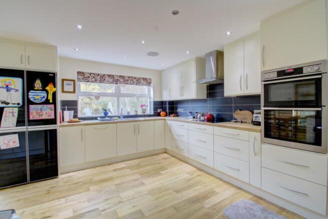 Kitchen 2