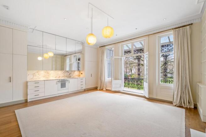 Kitchen/Reception