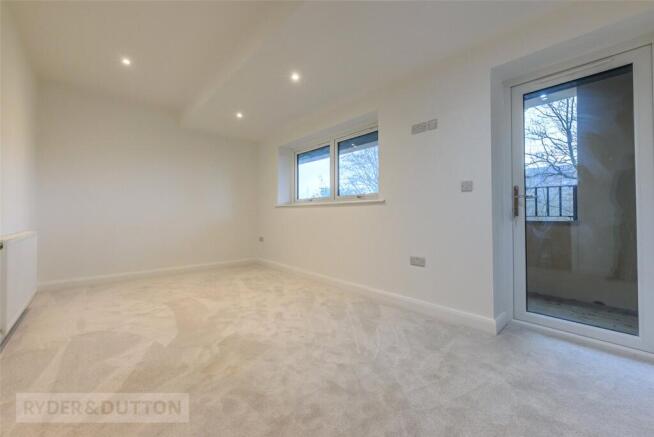 3 bed Semi-Detached for sale Image 10