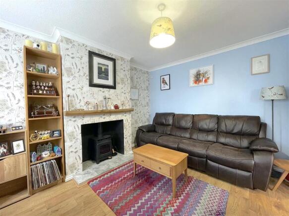 Living Room (2).jpeg