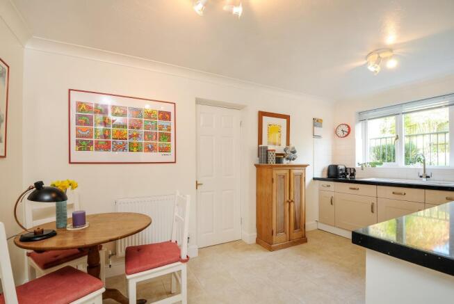 Kitchen/Breakfast Room