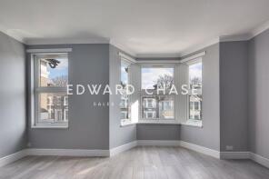 Flat 3, 16, De Vere Gardens, Cranbrook, Ilford IG1 3ED