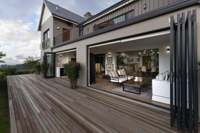 Easy outdoor indoor living