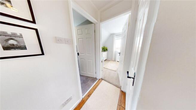 2 bed House for sale Image 11