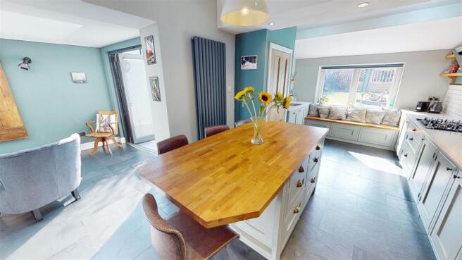 Open plan kitchen breakfast room .jpeg