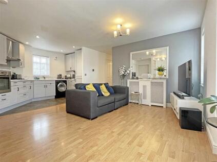 Burnell Gate, Beaulieu Park, Chelmsford