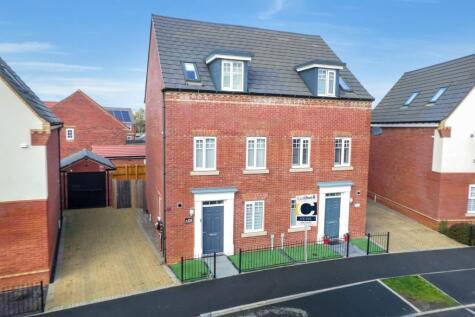 Cicero Crescent, Fairfields, Milton Keynes