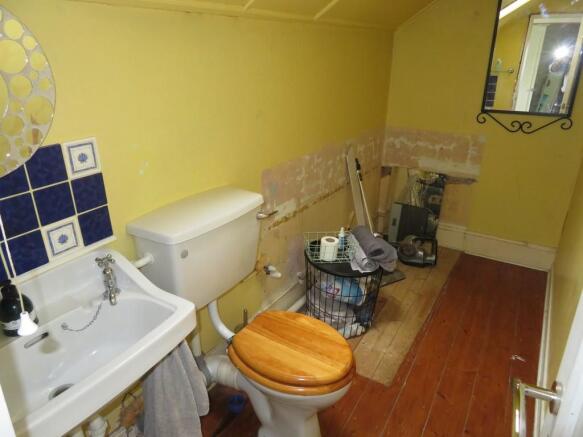 Photo 10