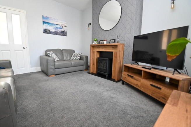 2 bed Terraced for sale Image 4