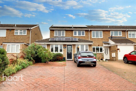 Philip Gardens, Eynesbury