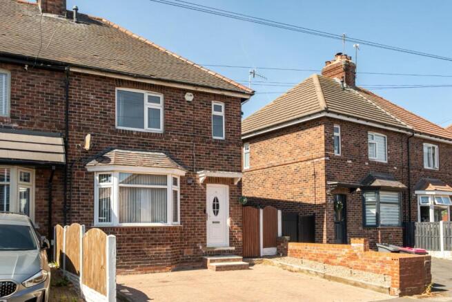 3 bed Semi-Detached for sale Image 12
