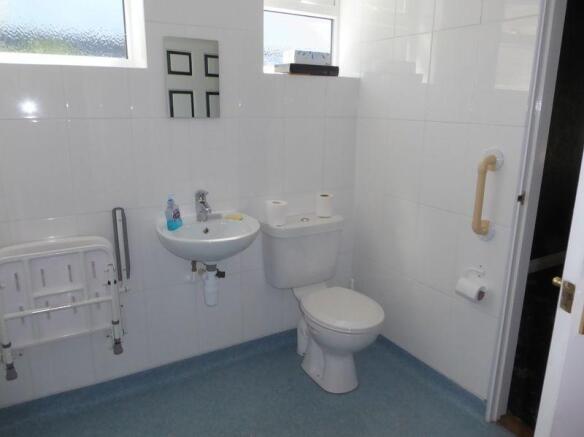 Photo 8