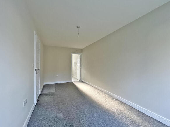 Cavalcade Close, Willenhall photo 5