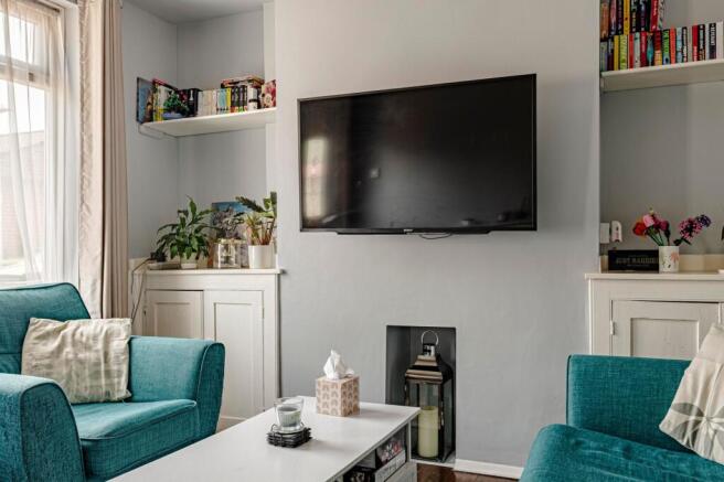 Living Room (4)