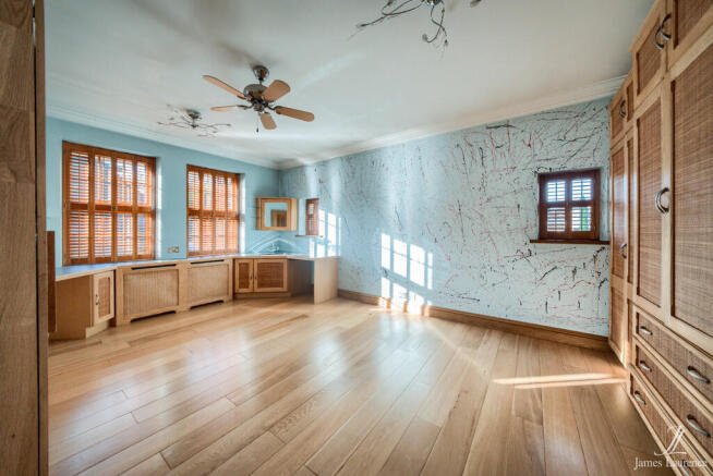 XT5A9577-HDR(3)
