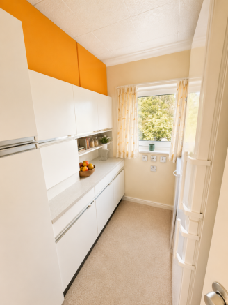 3 bed Detached Bungalow for sale Image 11