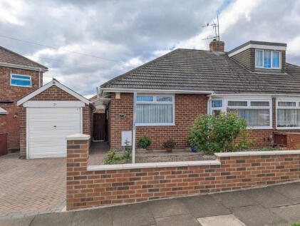 Roseberry Crescent, Norton, Stockton-on-Tees, Durham, TS20 1JP