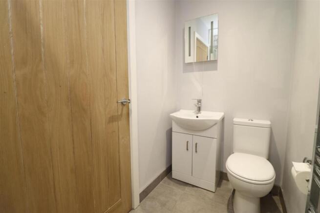 2 bed Apartment for sale Image 6
